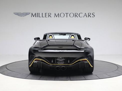 Used 2023 Aston Martin V12 Vantage Roadster image 5