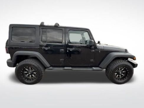 Used 2012 Jeep Wrangler Unlimited Sport AWD/4WD image 3