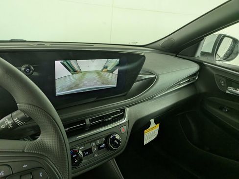 New 2026 Buick Envista Preferred image 21