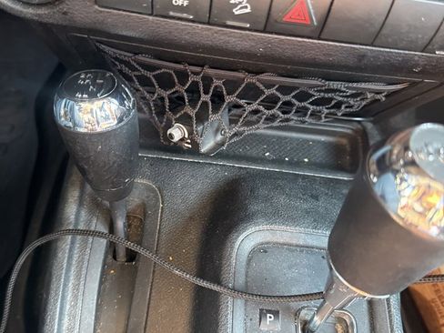 Used 2016 Jeep Wrangler Unlimited Sport image 11