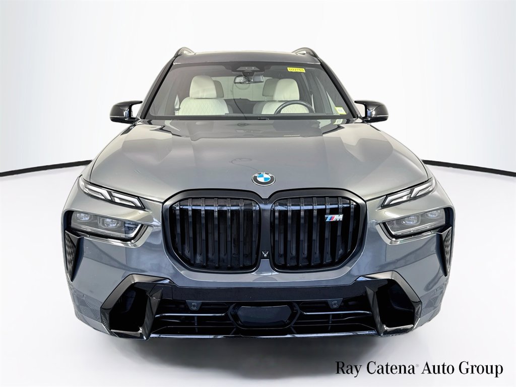 Used 2025 BMW X7 M60i AWD/4WD image 2
