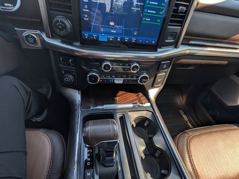 Used 2022 Ford F150 King Ranch w/ Equipment Group 601A High AWD/4WD image 17