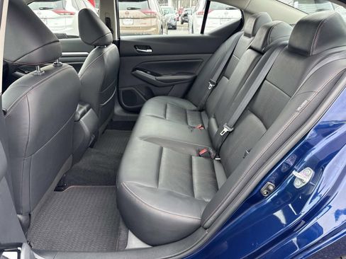 Used 2024 Nissan Altima 2.5 SR w/ SR Premium Package image 28