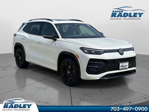 Used 2026 Volkswagen Tiguan SE R-Line AWD/4WD image 1