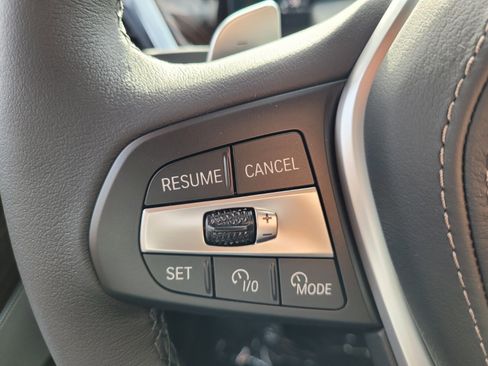 New 2026 BMW X5 xDrive50e w/ Executive Package image 27