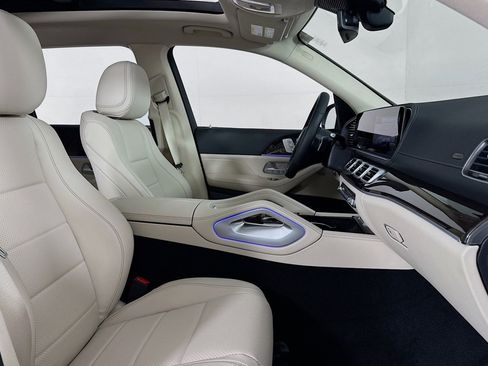 New 2026 Mercedes-Benz GLS 450 4MATIC image 6