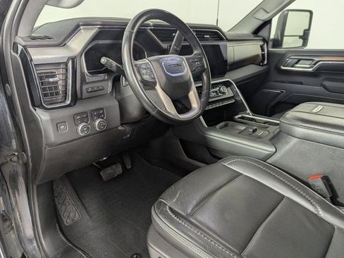 Used 2024 GMC Sierra 3500 Denali w/ Denali Reserve Package image 11