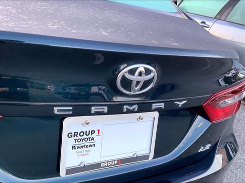 Used 2021 Toyota Camry LE FWD image 28