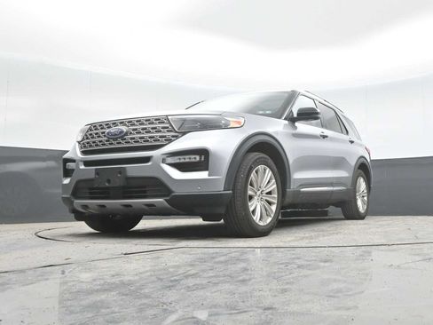 Used 2020 Ford Explorer Limited AWD/4WD image 26