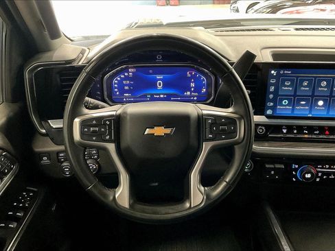 Used 2024 Chevrolet Silverado 2500 LTZ w/ LTZ Plus Package image 34