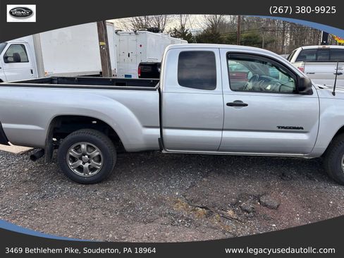 Used 2010 Toyota Tacoma 2WD Access Cab image 8