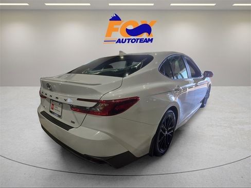 Certified 2025 Toyota Camry SE image 4