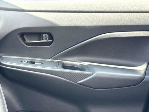 Used 2025 Nissan Versa S w/ Trunk Package FWD image 18