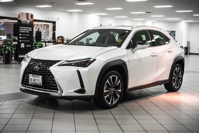 Used 2024 Lexus UX 250h FWD image 3