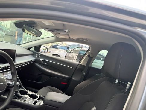Used 2026 Hyundai Sonata SE FWD image 4