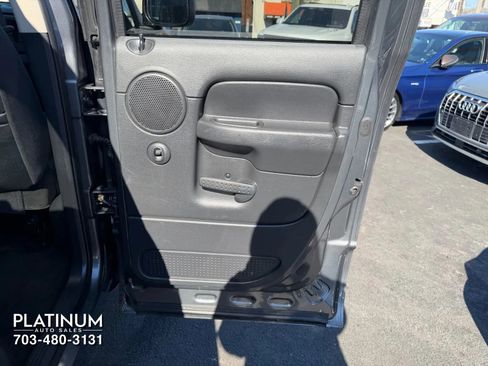 Used 2003 Dodge Ram 1500 Truck SLT image 18