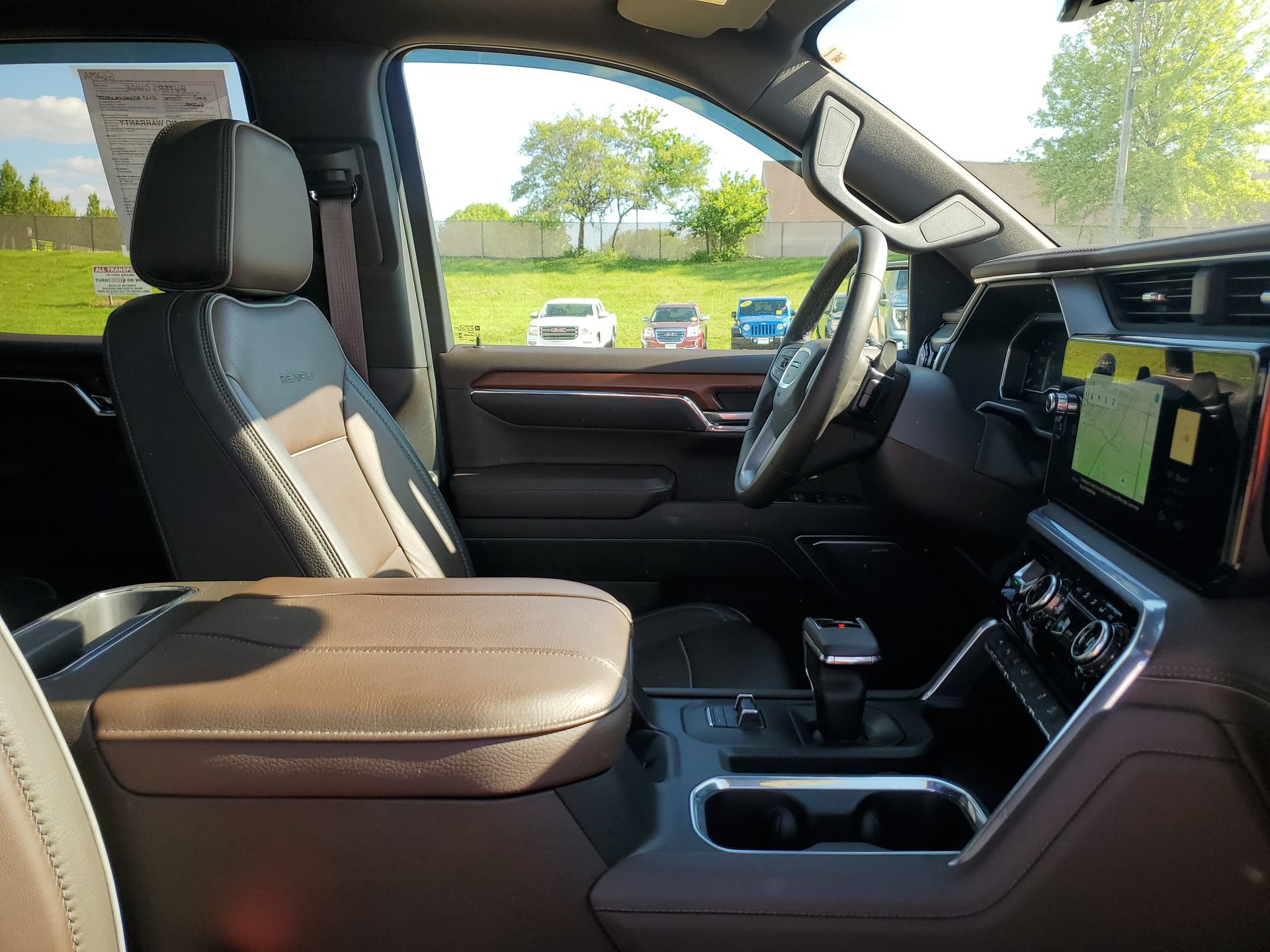 Used 2023 GMC Sierra 1500 Denali w/ Denali Reserve Package AWD/4WD image 35