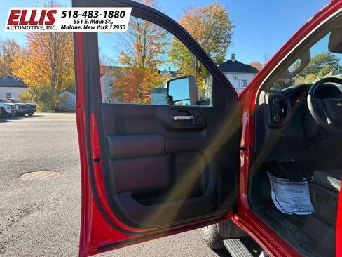 Used 2024 Chevrolet Silverado 2500 Custom w/ Custom Convenience Package image 16