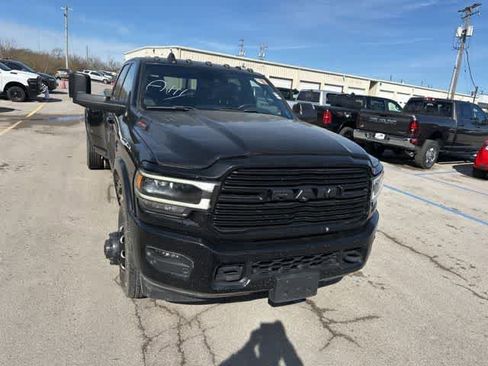 Used 2022 RAM 3500 Laramie image 22