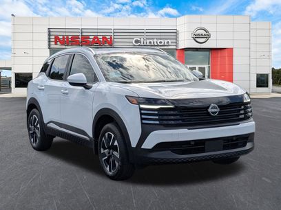 New 2025 Nissan Kicks SV w/ SV Premium Package