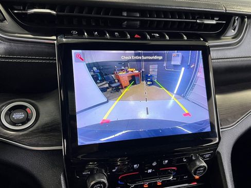 Used 2021 Jeep Grand Cherokee L Overland image 49