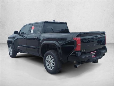 Used 2026 Toyota Tacoma SR5 AWD/4WD image 7