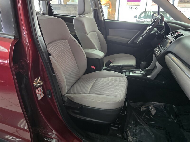 Used 2018 Subaru Forester 2.5i w/ Alloy Wheel Package AWD/4WD image 14