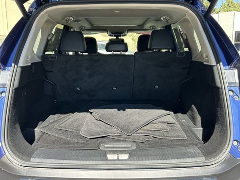 Certified 2023 Nissan Rogue SL w/ SL Premium Package image 13