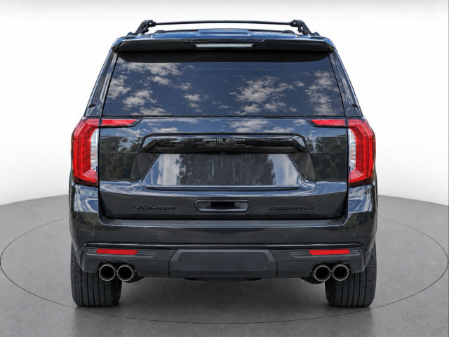 Used 2023 GMC Yukon Denali AWD/4WD image 7