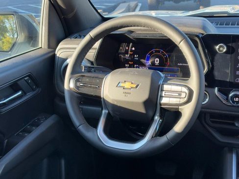 New 2025 Chevrolet Colorado LT w/ LT Convenience Package image 29