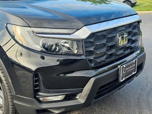 Used 2023 Honda Passport EX-L image 3