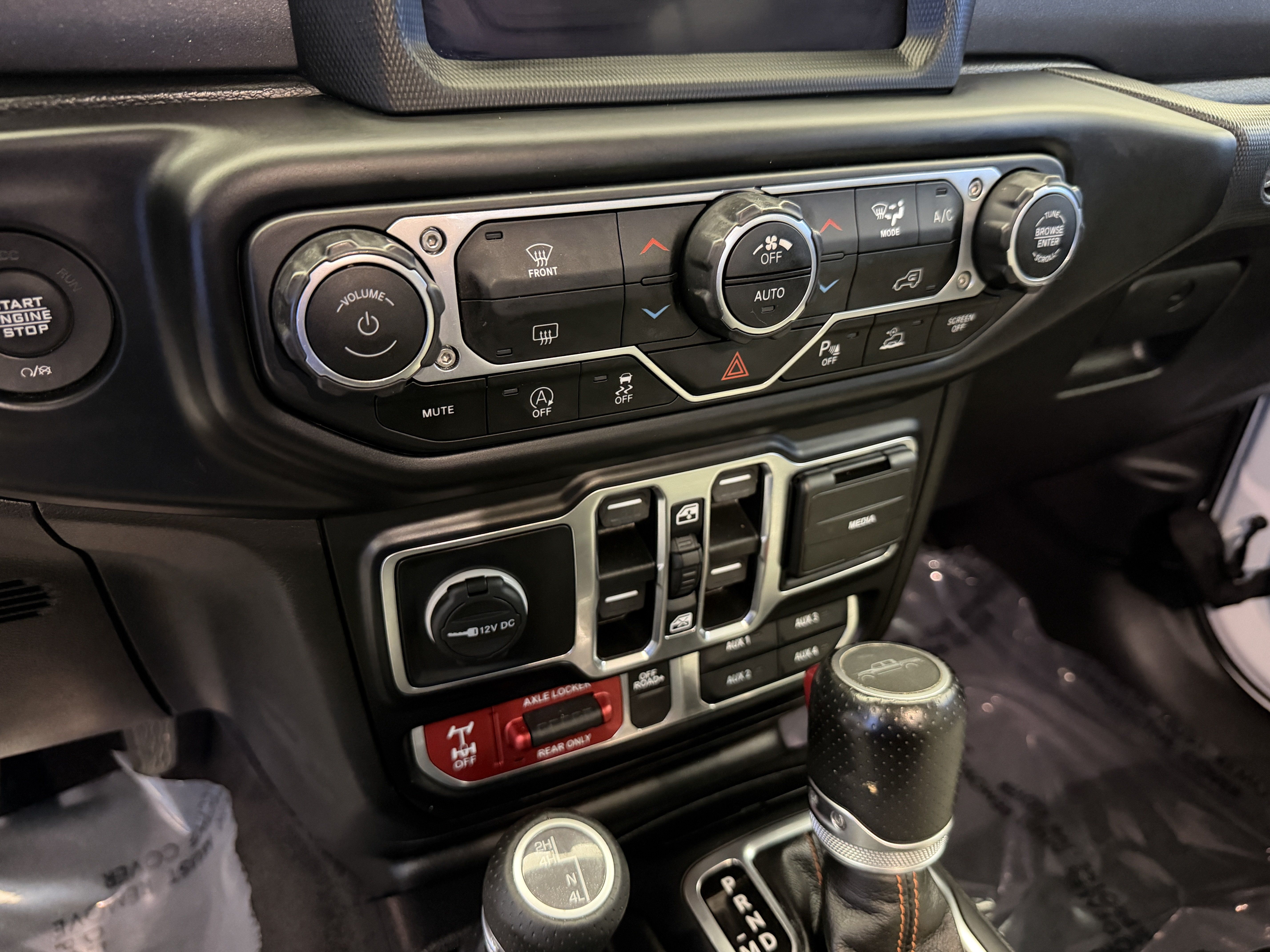 Used 2021 Jeep Gladiator Mojave AWD/4WD image 21