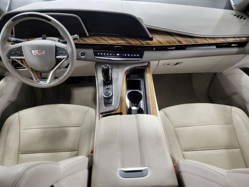 Used 2023 Cadillac Escalade Premium Luxury Platinum AWD/4WD image 6