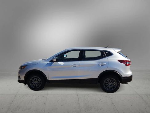 Used 2020 Nissan Rogue Sport S image 5