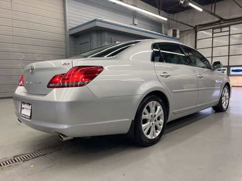 Used 2009 Toyota Avalon image 7