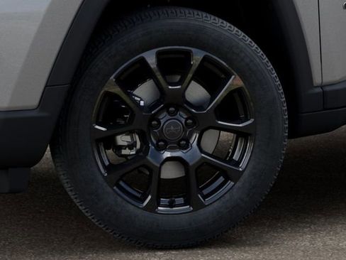 New 2026 Jeep Compass Latitude AWD/4WD image 8