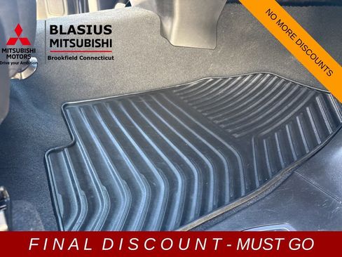 Used 2022 GMC Sierra 1500 SLE image 34