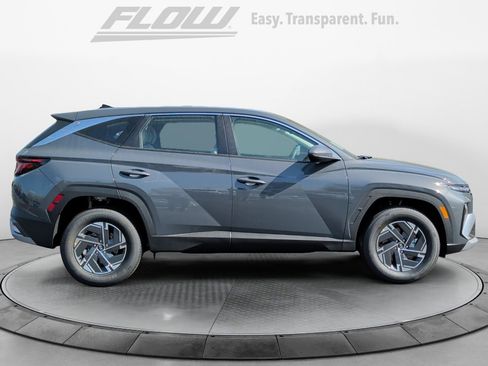 New 2026 Hyundai Tucson Blue SE AWD/4WD image 8