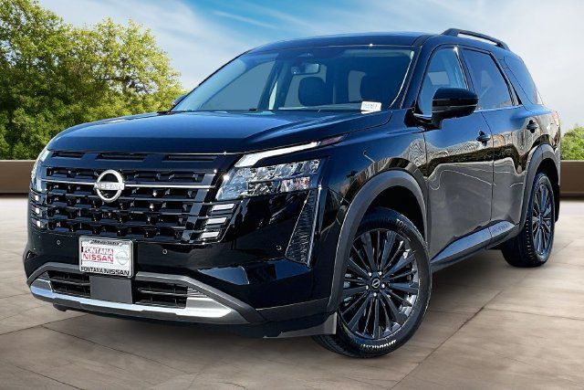 New 2026 Nissan Pathfinder SL w/ SL Premium Package FWD image 2