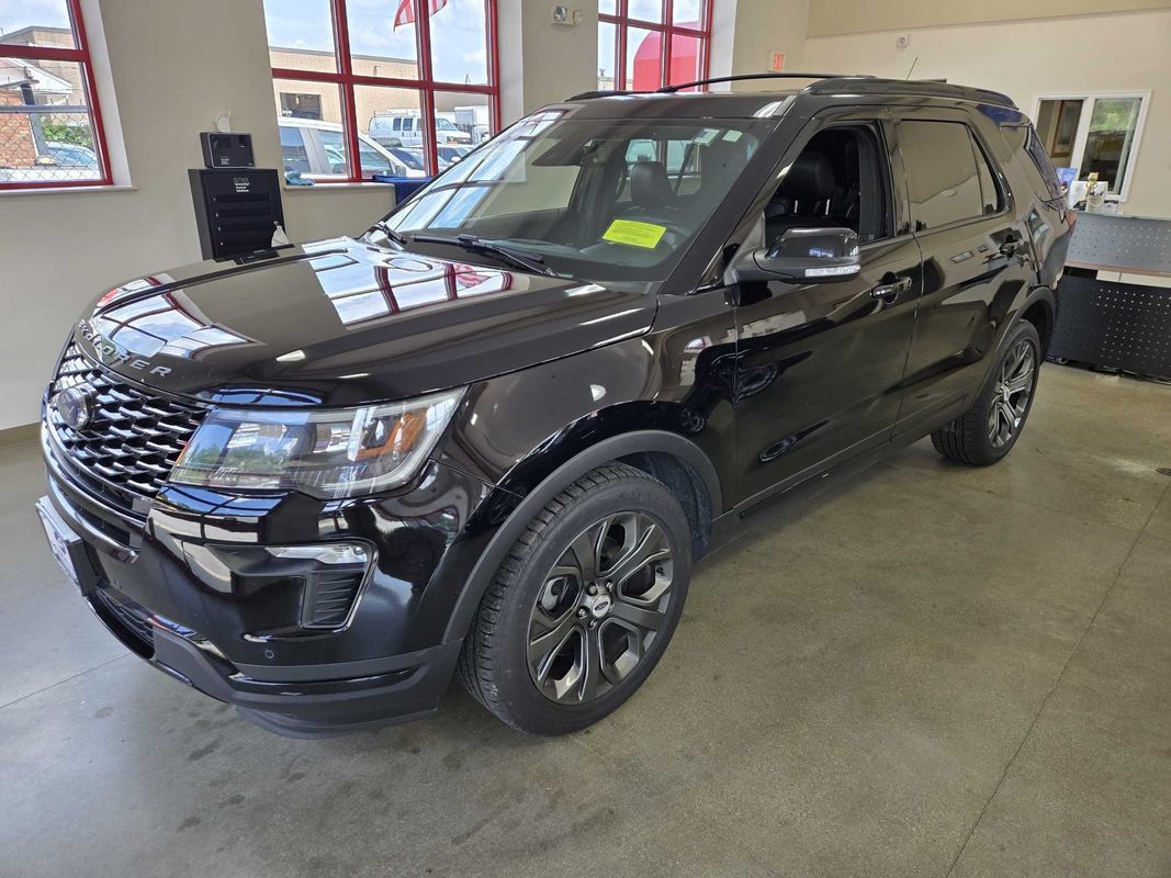 Used 2018 Ford Explorer Sport w/ Equipment Group 401A AWD/4WD image 3
