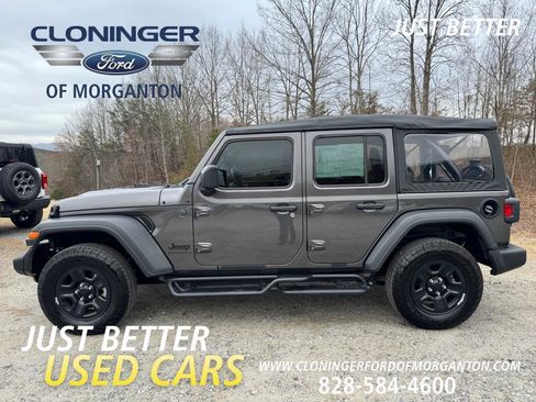 Used 2025 Jeep Wrangler Sport image 4