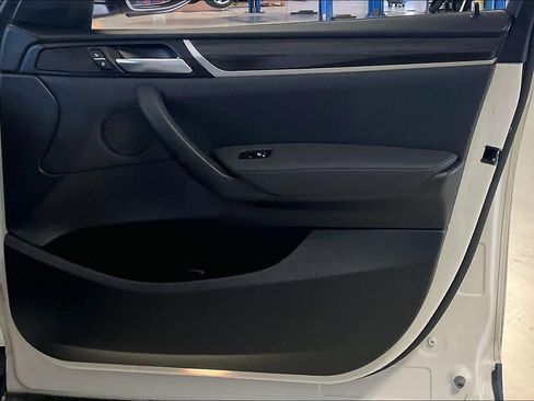 Used 2017 BMW X3 sDrive28i image 21