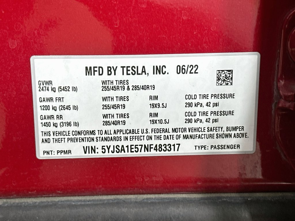 Used 2022 Tesla Model S AWD/4WD image 31
