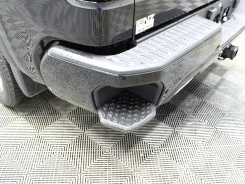 Used 2025 GMC Sierra 1500 Denali Ultimate image 49