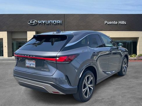 Used 2024 Lexus RX 350 Premium w/ Convenience Package FWD image 4