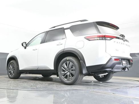 New 2026 Nissan Pathfinder SV w/ SV Premium Package FWD image 21