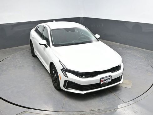 Used 2025 Kia K5 LXS FWD image 39