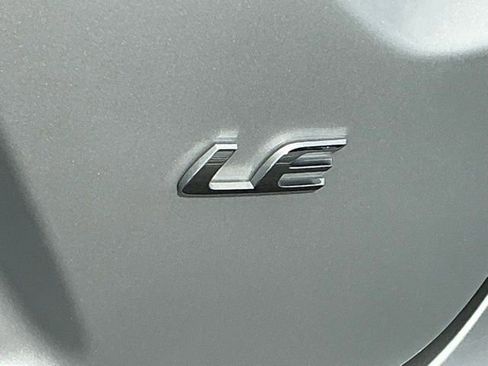 Used 2023 Toyota Corolla LE FWD image 12