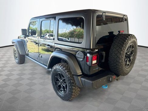 Used 2023 Jeep Wrangler Unlimited AWD/4WD image 8