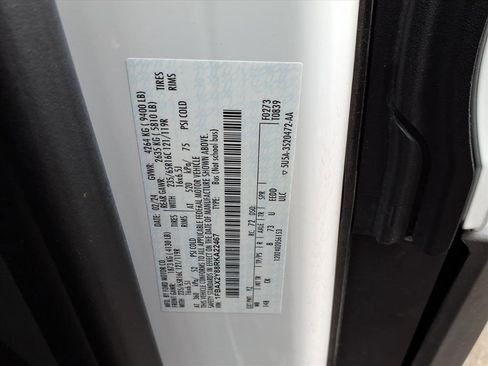 Certified 2024 Ford Transit 350 XLT image 30